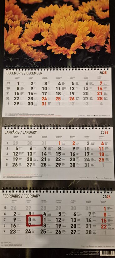 Подсолнухи. Трехблочный латвийский календарь с курсором на 2026 год